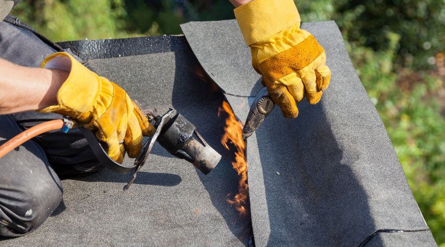 Professional gutter cleaning in Falun, KS